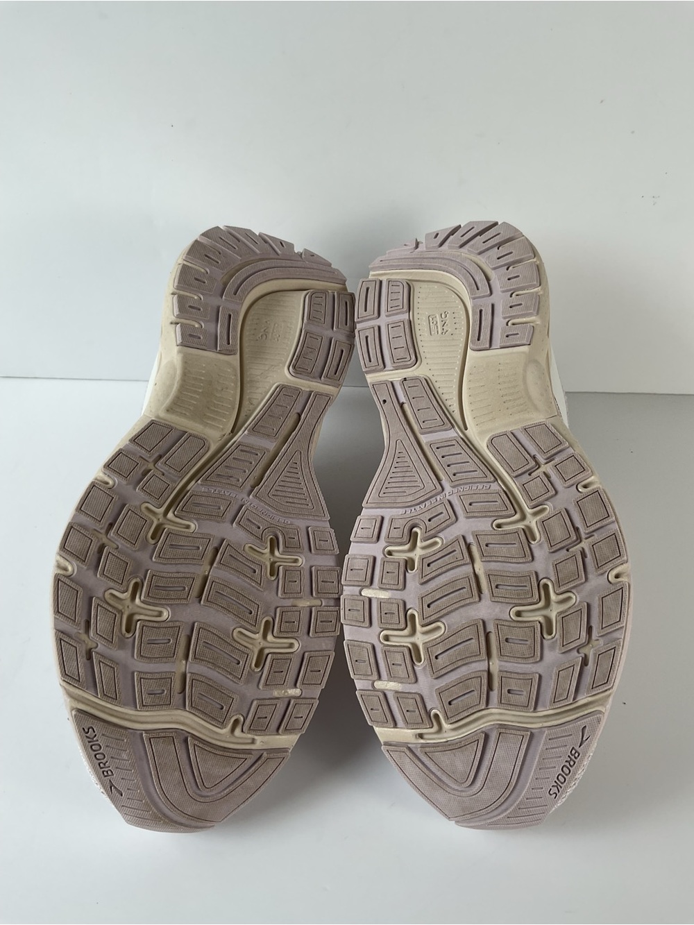 Brooks Trace 4 Women’s Size 8 Pink Running Sneakers - Picture 12 of 13